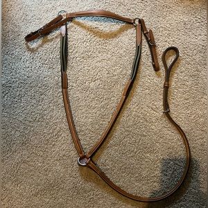 NWOT Horse Breastplate